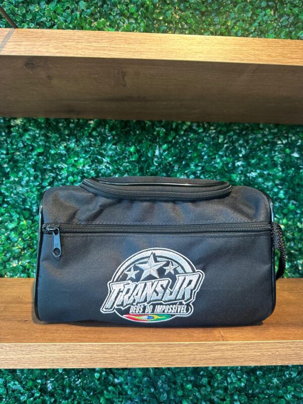Necessaire