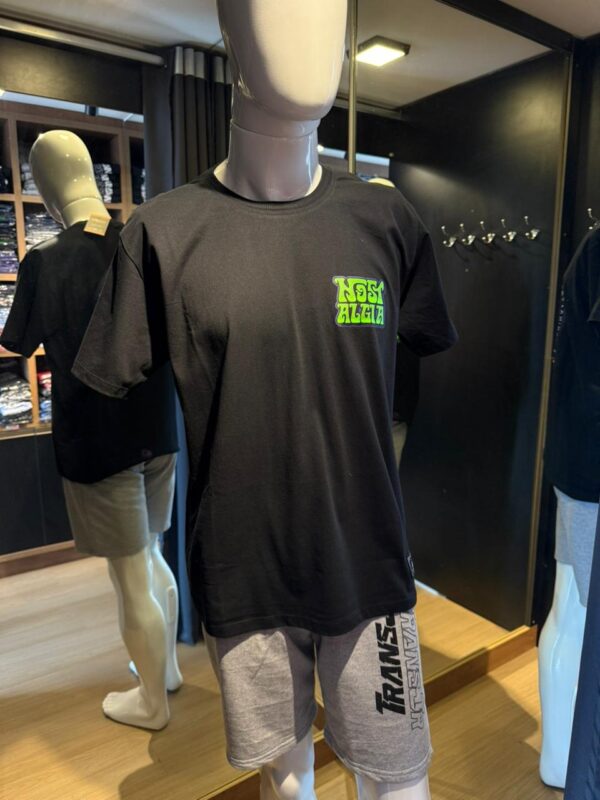 Camiseta Nostalgia, Preto